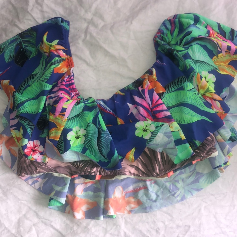 Maaji off the shoulder bikini top size xl